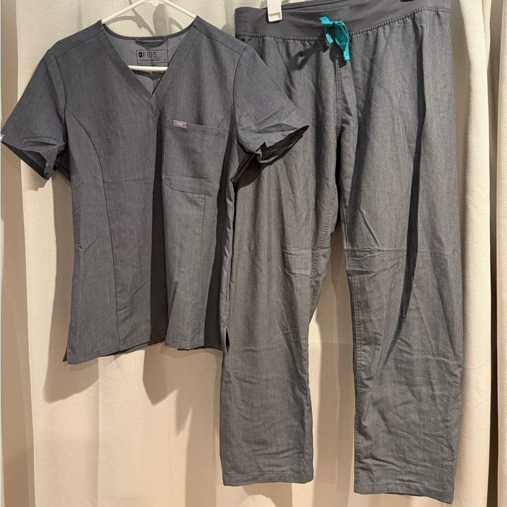 Figs Gray Scrub Top and Pants with Teal Drawstring